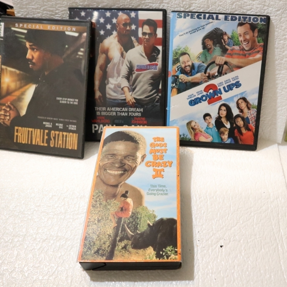 The God's Must Be Crazy 2 VHS - Picture 7 of 10